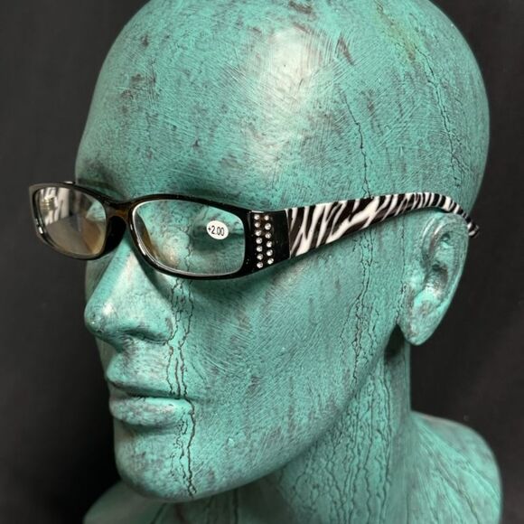 NIB Bundle of 4 +2.00 Readers - Picture 3 of 5